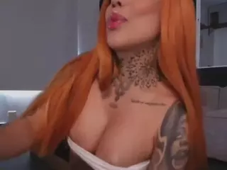 Mila's Live Sex Cam Show