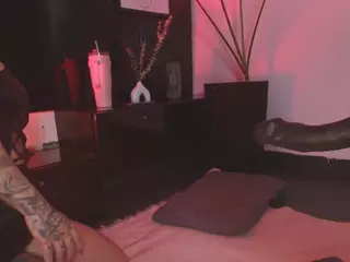 Mila's Live Sex Cam Show