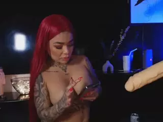 Mila's Live Sex Cam Show