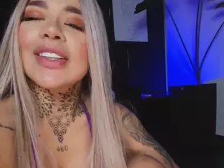 Mila's Live Sex Cam Show