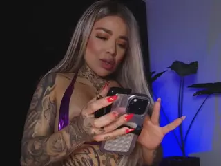 Mila's Live Sex Cam Show