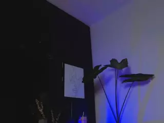 Mila's Live Sex Cam Show