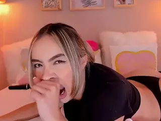 linda_dlv's Live Sex Cam Show
