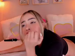 linda_dlv's Live Sex Cam Show