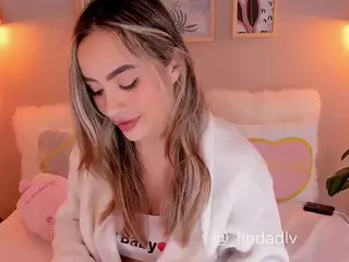 linda_dlv's Live Sex Cam Show