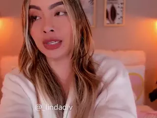 lindaVega's Live Sex Cam Show