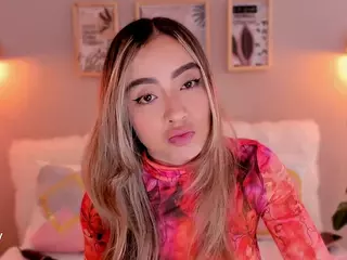 lindaVega's Live Sex Cam Show