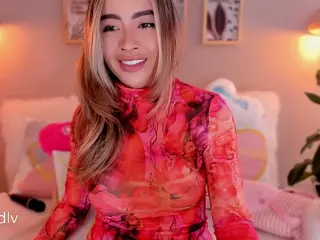 lindaVega's Live Sex Cam Show