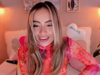 lindaVega's Live Sex Cam Show