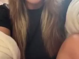 lindaVega's Live Sex Cam Show