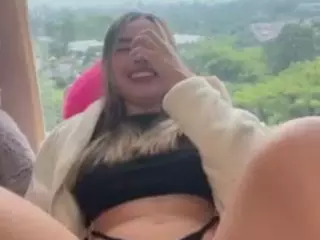 lindaVega's Live Sex Cam Show