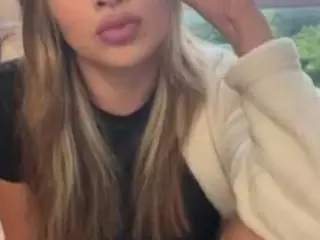 lindaVega's Live Sex Cam Show