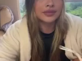 lindaVega's Live Sex Cam Show