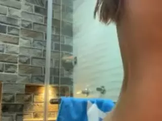 lindaVega's Live Sex Cam Show
