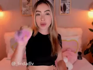 lindaVega's Live Sex Cam Show