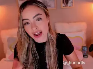 lindaVega's Live Sex Cam Show