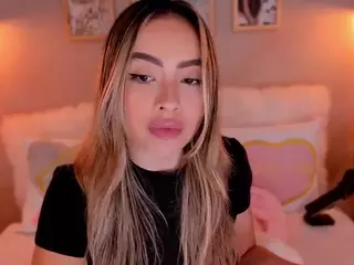 lindaVega's Live Sex Cam Show