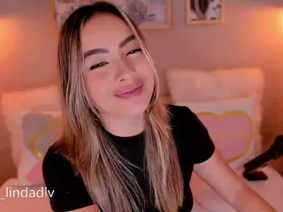 lindaVega's Live Sex Cam Show