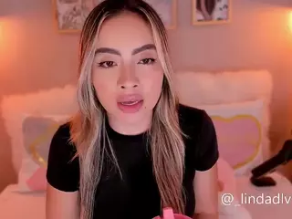 lindaVega's Live Sex Cam Show