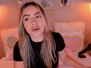 lindaVega's Live Sex Cam Show