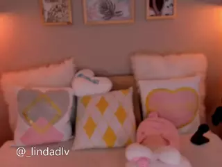 lindaVega's Live Sex Cam Show