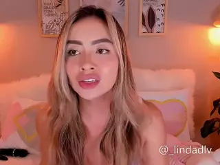 lindaVega's Live Sex Cam Show