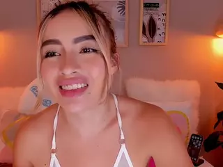 lindaVega's Live Sex Cam Show