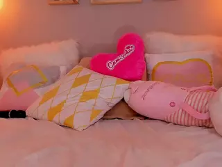 lindaVega's Live Sex Cam Show