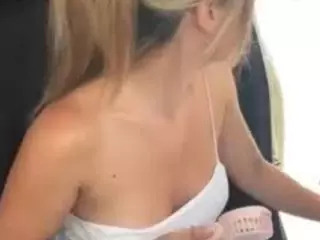 lindaVega's Live Sex Cam Show