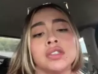lindaVega's Live Sex Cam Show