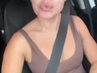 lindaVega's Live Sex Cam Show