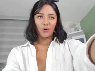 M A R T I N A's Live Sex Cam Show