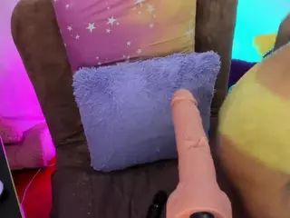 antonellasmithh's Live Sex Cam Show