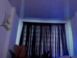 Sra. NATASHA WALKER's Live Sex Cam Show
