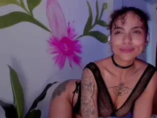 Sra. NATASHA WALKER's Live Sex Cam Show