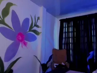 Sra. NATASHA WALKER's Live Sex Cam Show