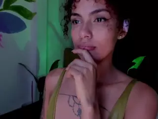 Sra. NATASHA WALKER's Live Sex Cam Show