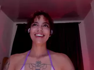 Sra. NATASHA WALKER's Live Sex Cam Show