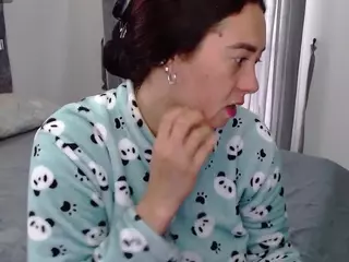 caylin's Live Sex Cam Show