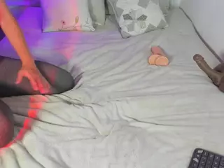 valeryguti1's Live Sex Cam Show