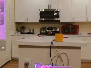 blondiewithanass's Live Sex Cam Show