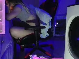 blondiewithanass's Live Sex Cam Show