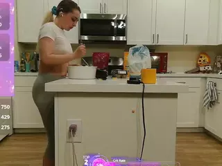 blondiewithanass's Live Sex Cam Show