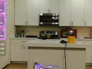 blondiewithanass's Live Sex Cam Show