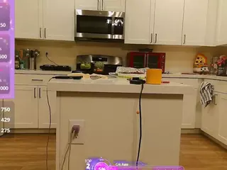 blondiewithanass's Live Sex Cam Show