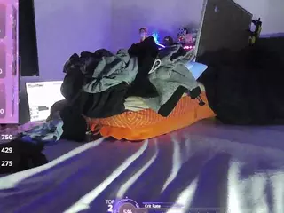 blondiewithanass's Live Sex Cam Show