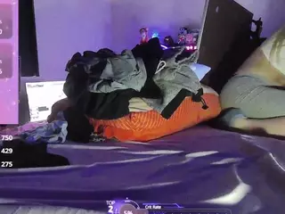 blondiewithanass's Live Sex Cam Show