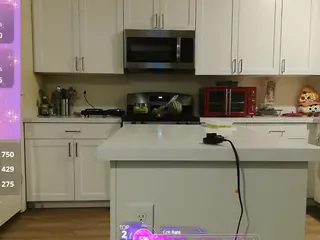 blondiewithanass's Live Sex Cam Show