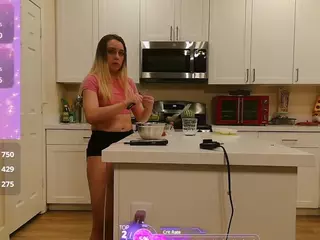 blondiewithanass's Live Sex Cam Show