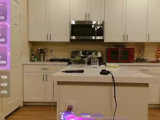 blondiewithanass's Live Sex Cam Show